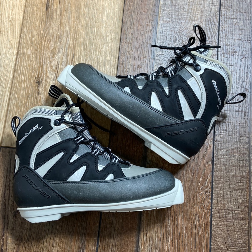 Fischer Nordic Cruising Cross Country Skiing Boots Size EU 36